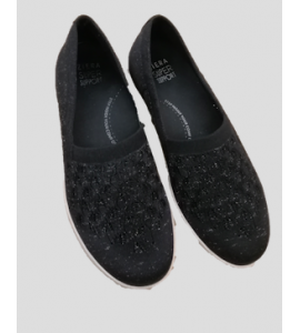 Ugo black  (39 only)